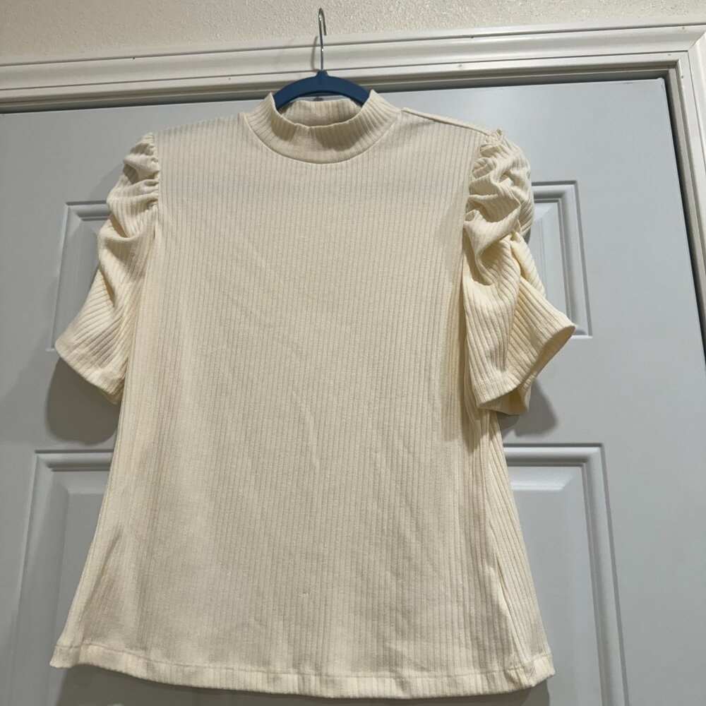PUFF SLEEVE BLOUSE